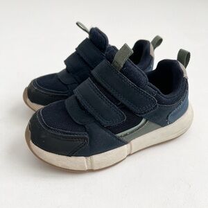 Toddler Navy Blue Sneakers Size 9